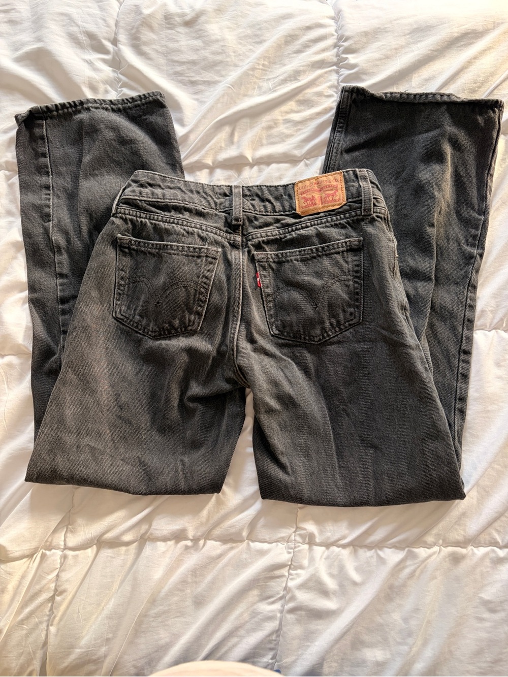 Levi's Women's Washed Black Straight Leg Jeans